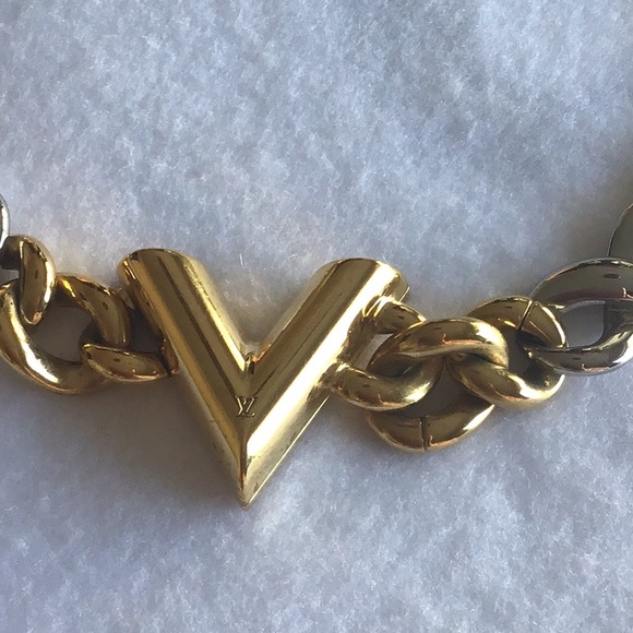 Authentic retired Louis Vuitton necklace - Picture 5 of 8